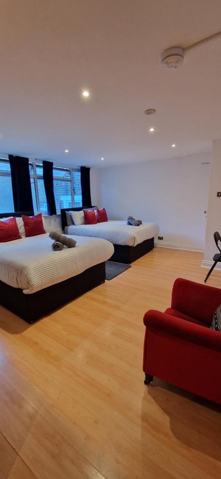 The Copper Fields Apartment London Exterior photo